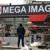 supermarket mega image